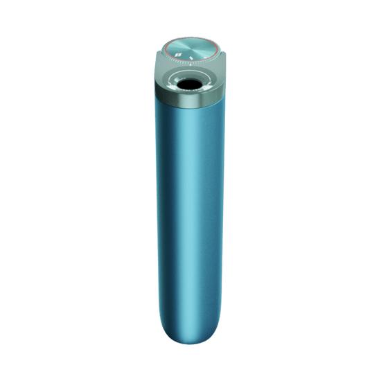 El glo™ Hyper Pro de glo™ es un dispositivo cilíndrico de color azul metálico con un dial de control circular y una abertura en la parte superior, que se muestra sobre un fondo blanco liso.
